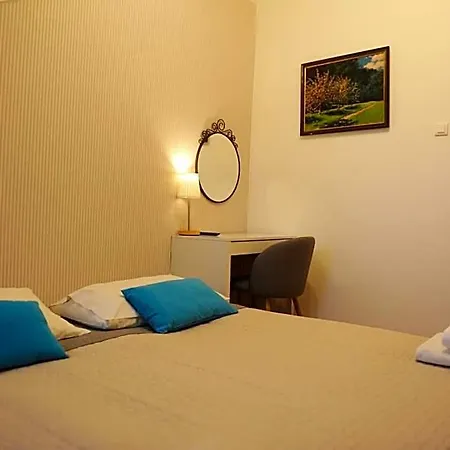 Bed & Breakfast Dom Casimi 3*